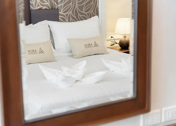 Hotel Arun Riverside 4*